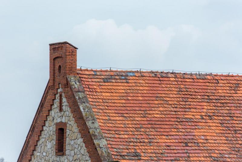 Tuiles et zinguerie de toiture, quand agir pr&egrave;s de La Seyne-sur-Mer ?